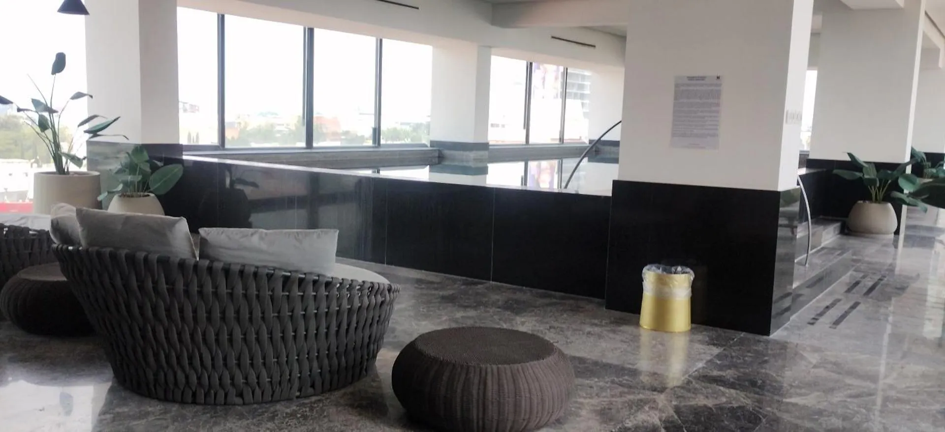 Departamento En Zona De Lujo Con Alberca Y Gym Aparthotel Guadalajara México